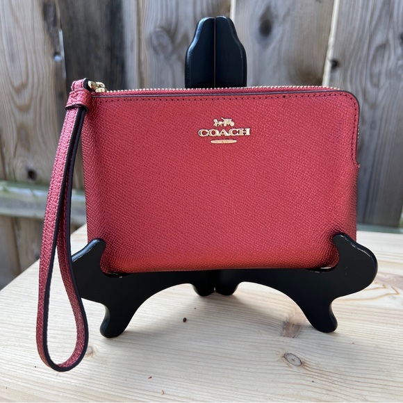 Coach Handbags - Coach wristlet color red